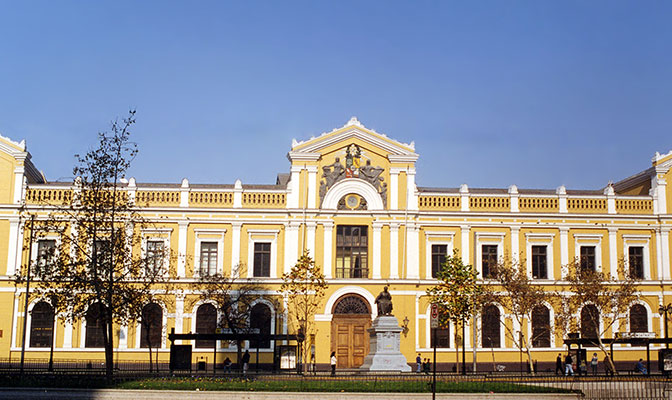 Universidad de Chile · Twitter