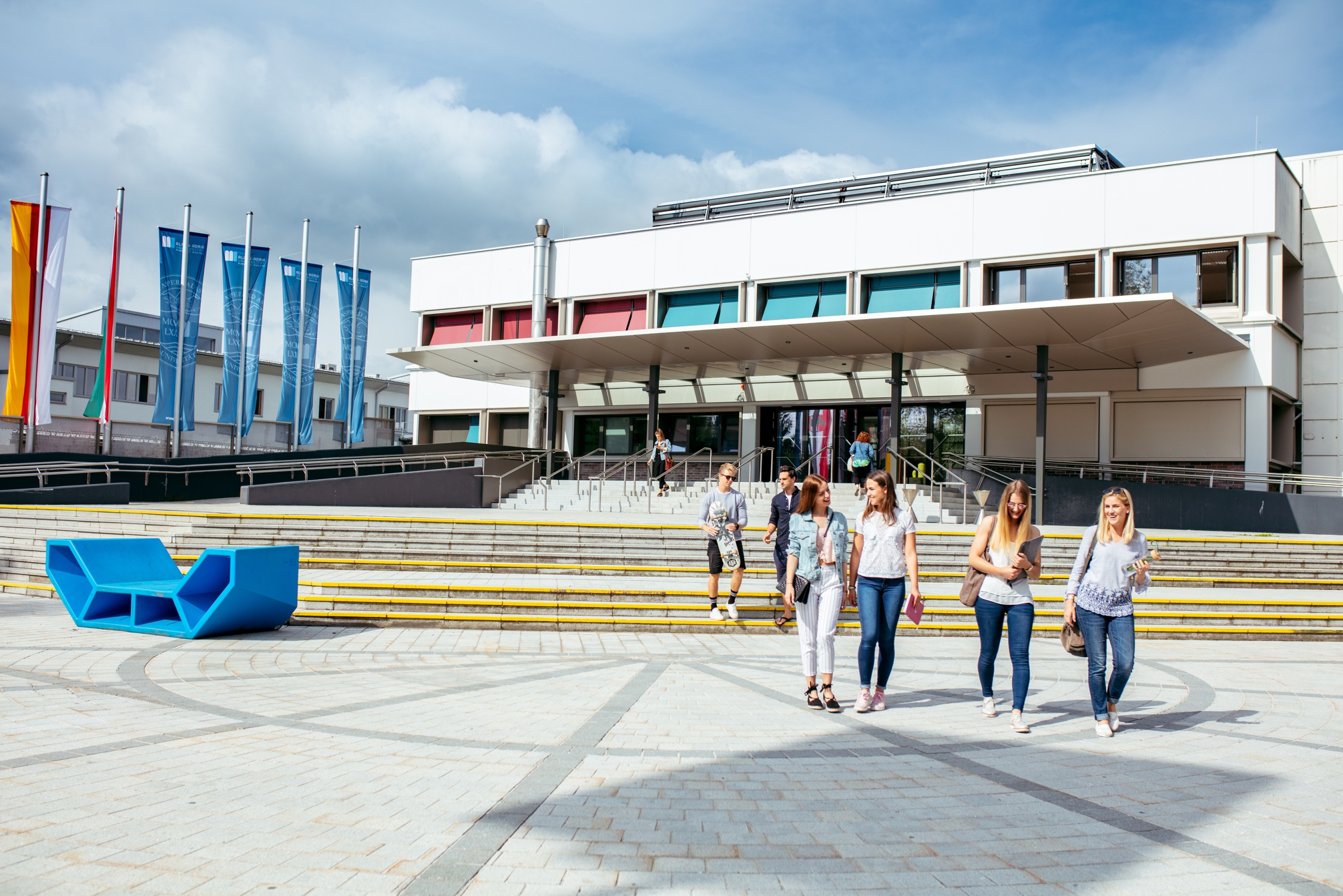 Universität Klagenfurt · Twitter
