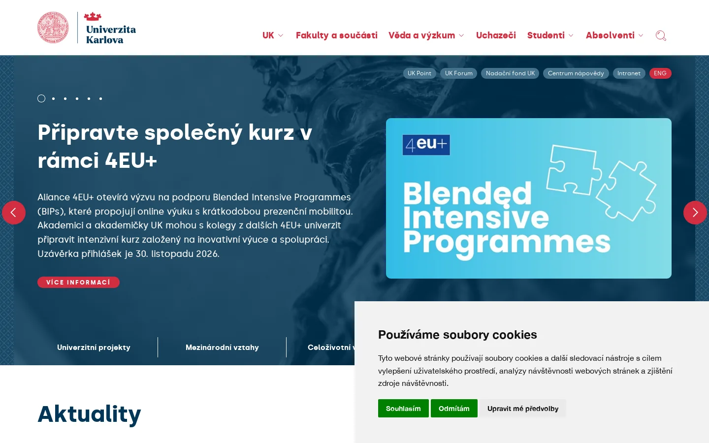 Univerzita Karlova 首页截图