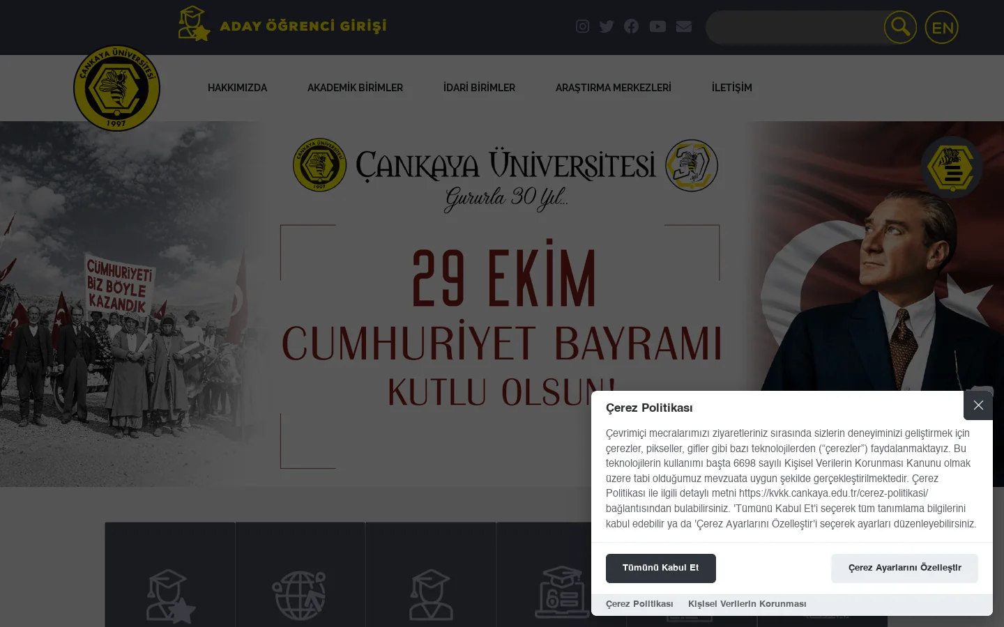 Çankaya Üniversitesi 首页截图