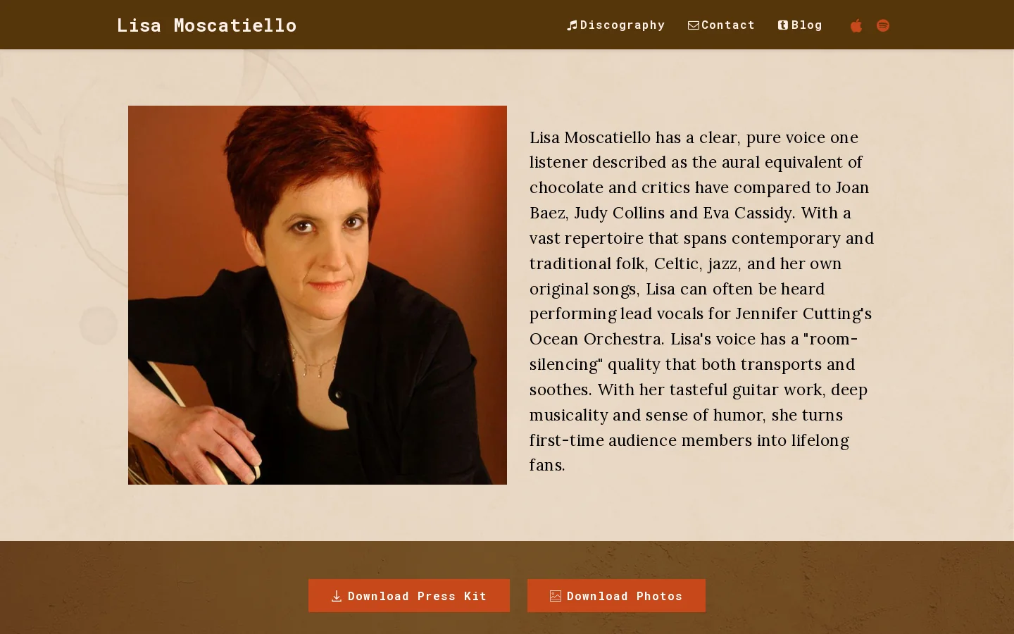 Lisa Moscatiello 首页截图