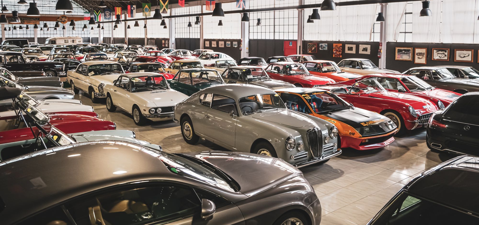Luzzago 1975, historic classic cars and motorbike for sale in Brescia · Twitter