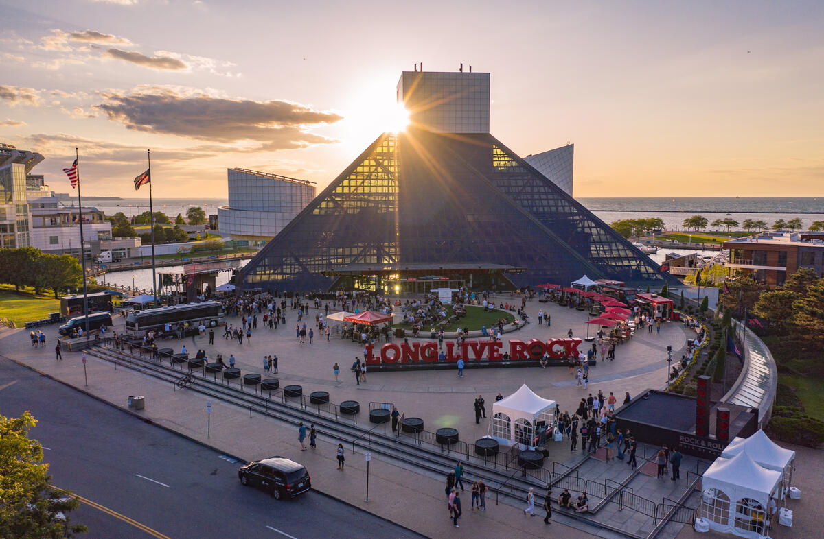 Rock & Roll Hall of Fame · Twitter