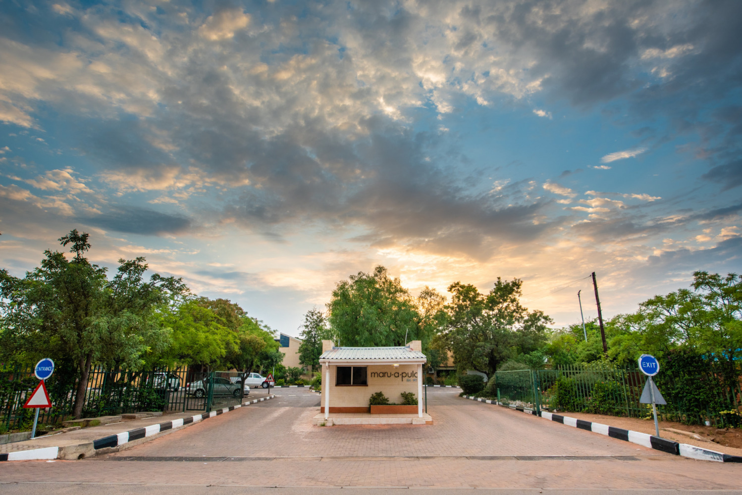 Home - maru-a-pula school · Twitter