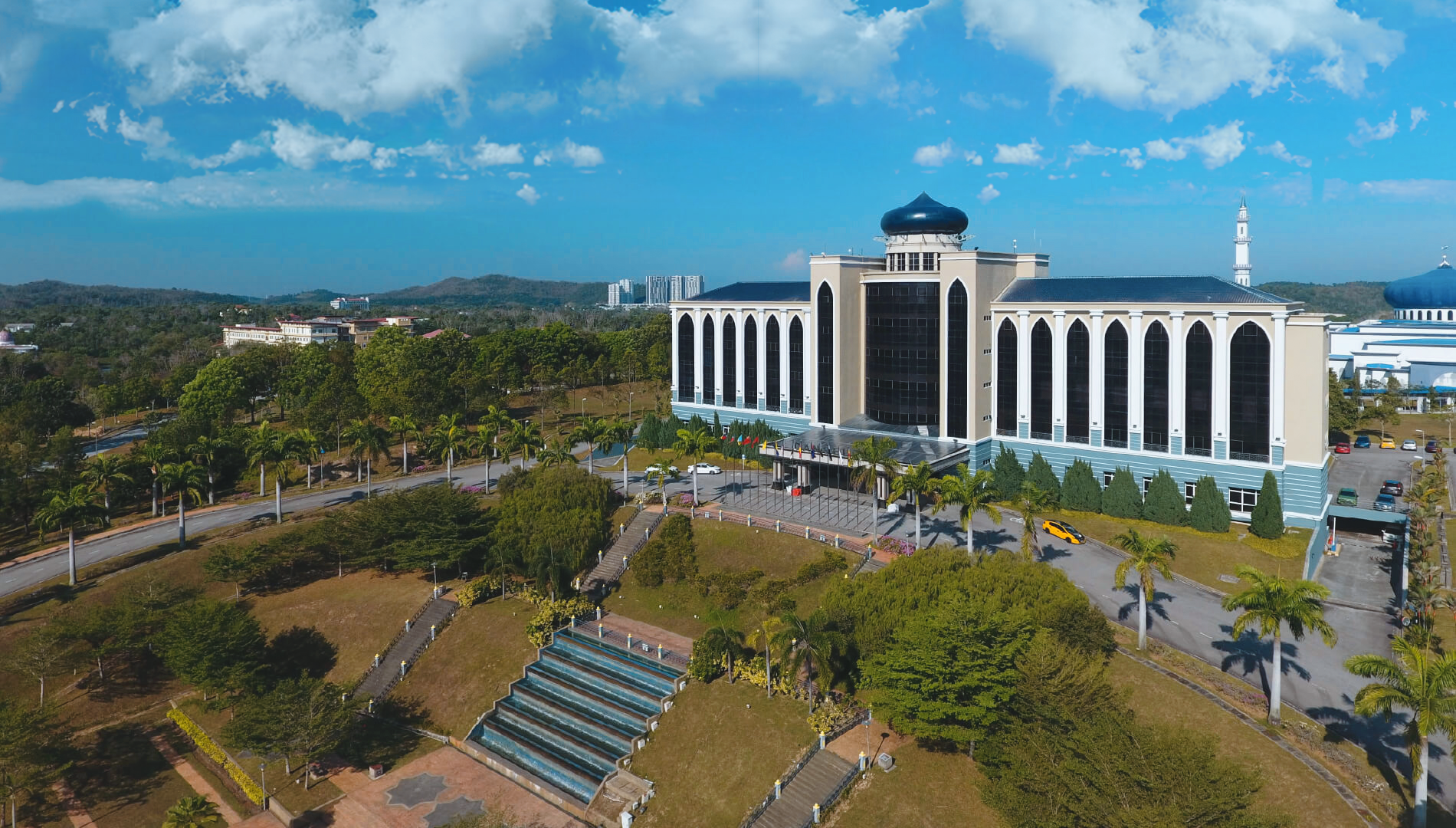 HOME USIM · Twitter