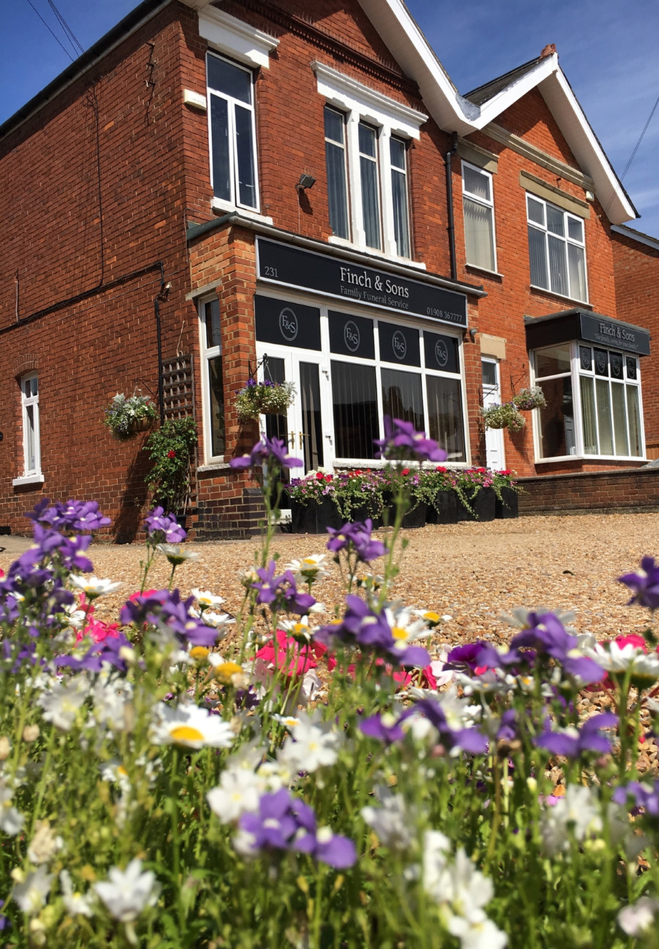 Finch & Sons Family Funeral Service | Bletchley | Family Funeral Service · Twitter