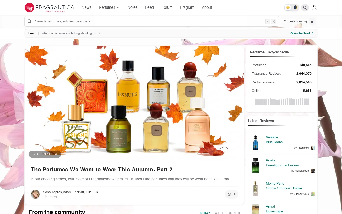 Fragrantica.com Homepage screenshot